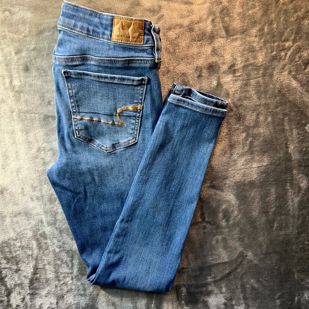 American Eagle Ne(x)t Level Stretch Skinny Jeans Medium Wash Blue Womens Size 4
